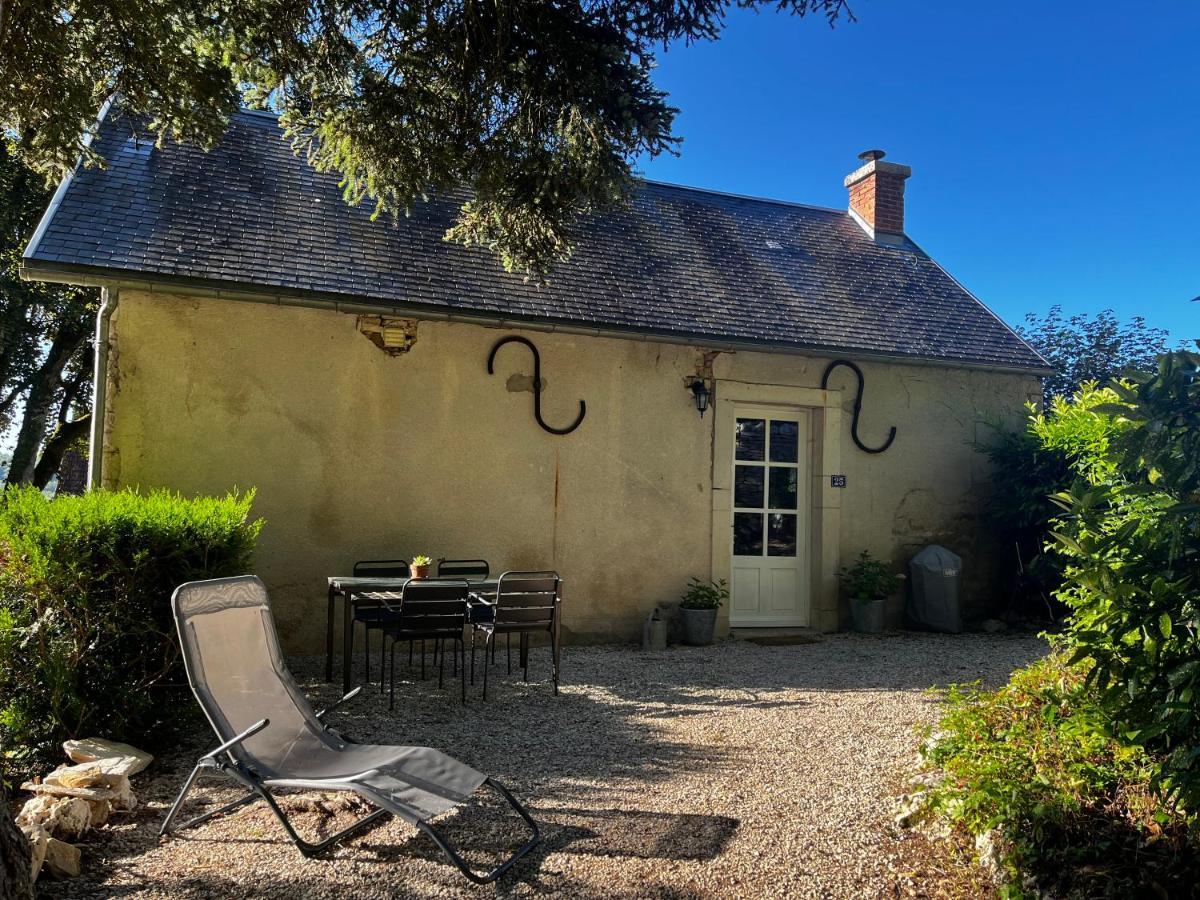 Charming Cottage In Chateau Les Roches Gardens Mont-Saint-Jean  Esterno foto